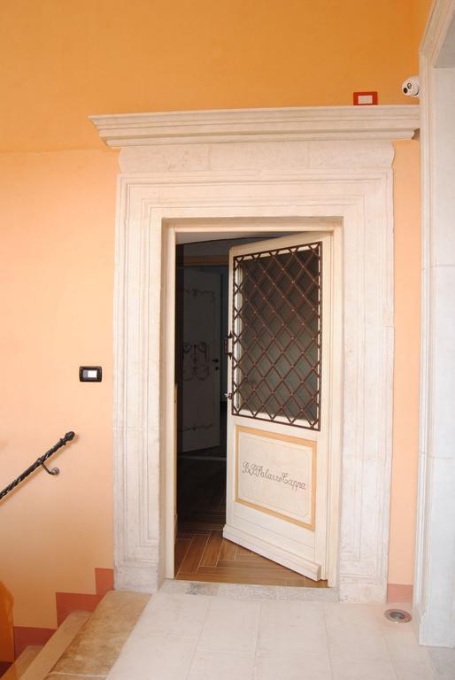 B&B Palazzo Cappa LʼAquila Exteriér fotografie