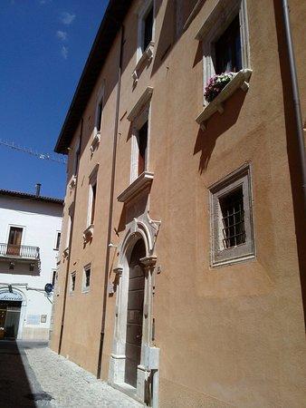B&B Palazzo Cappa LʼAquila Exteriér fotografie