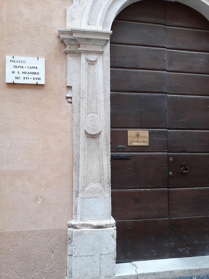 B&B Palazzo Cappa LʼAquila Exteriér fotografie
